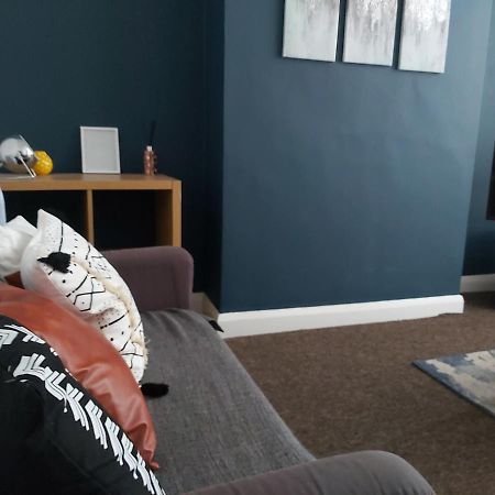 Comfy 4 Bed Home Away From Home Coventry Eksteriør billede